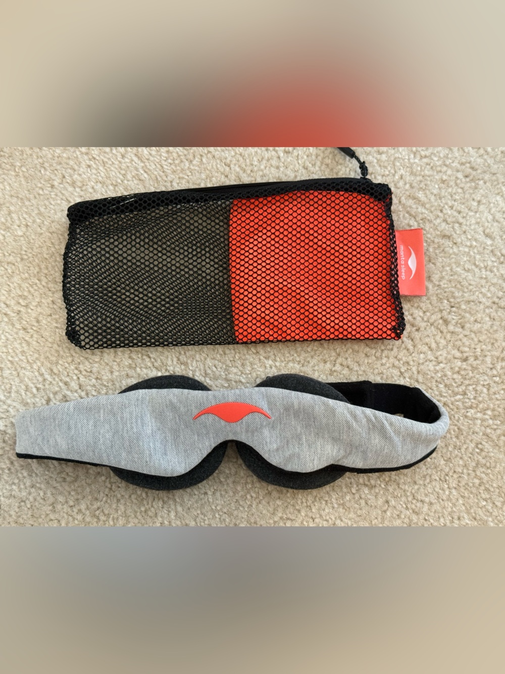 Manta black out sleep mask
